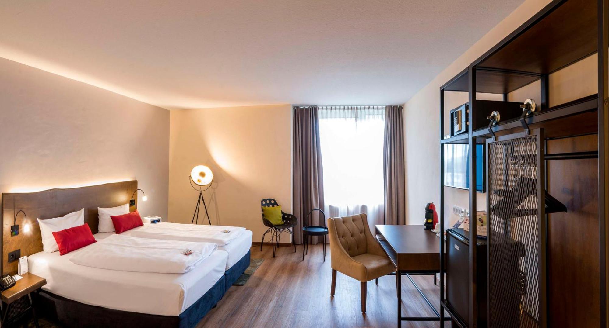 Best Western Plus Palatin Kongresshotel 비스로흐 외부 사진